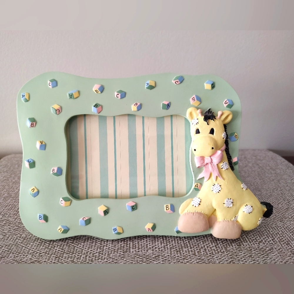 3x5 Photo Frame with Giraffe Accent